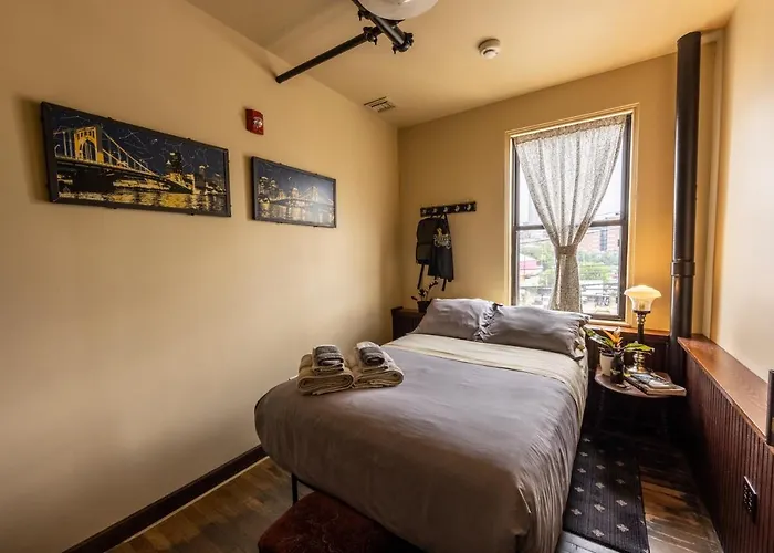 Traveler's Rest 3* Pittsburgh