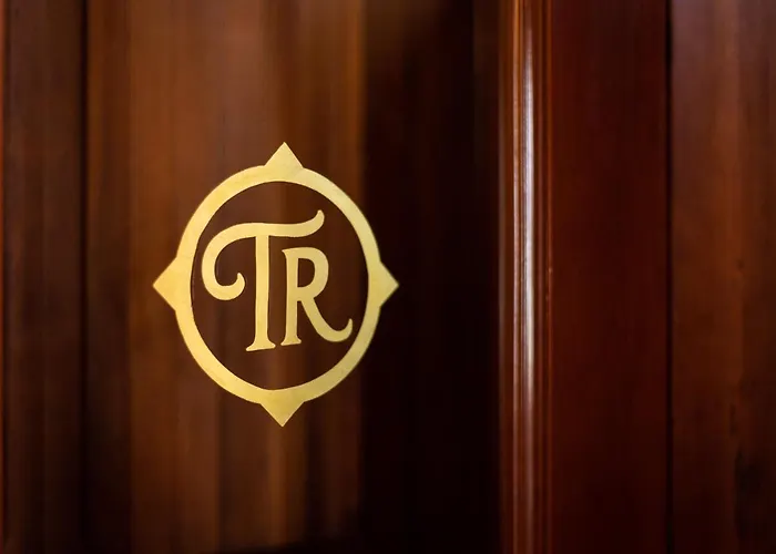 Traveler's Rest 3*