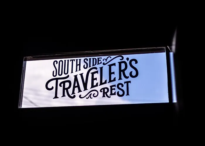 Traveler's Rest Hotel 3*